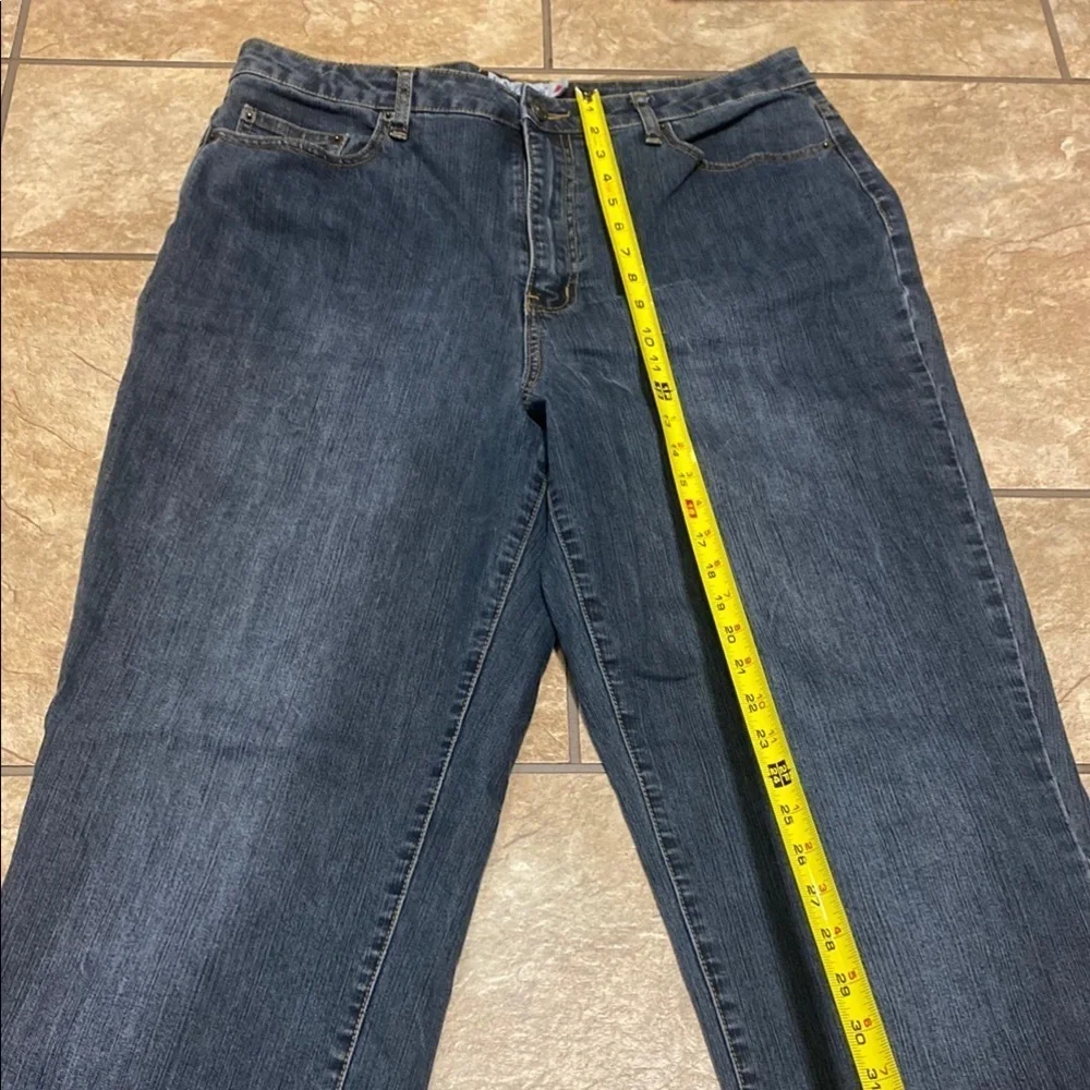 Vintage Dark Blue Size 11M Average High Rise Wide Leg Jeans